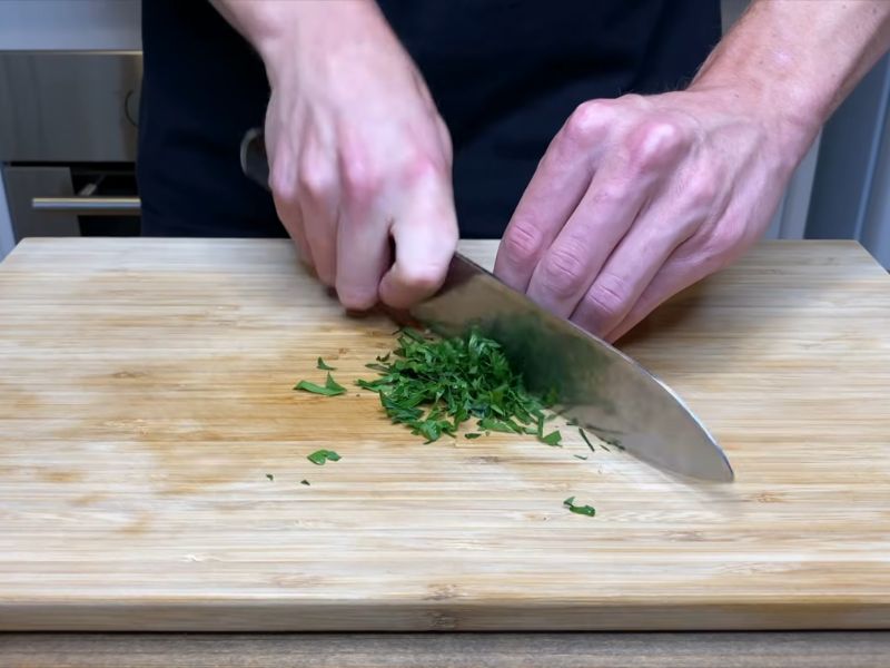 Chop the Herbs
